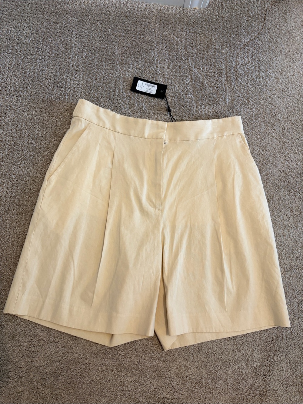 NWT Rag & Bone Light Tan Leona Linen Short - Women’s size 6